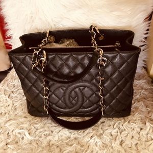 Black chanel gst caviar tote